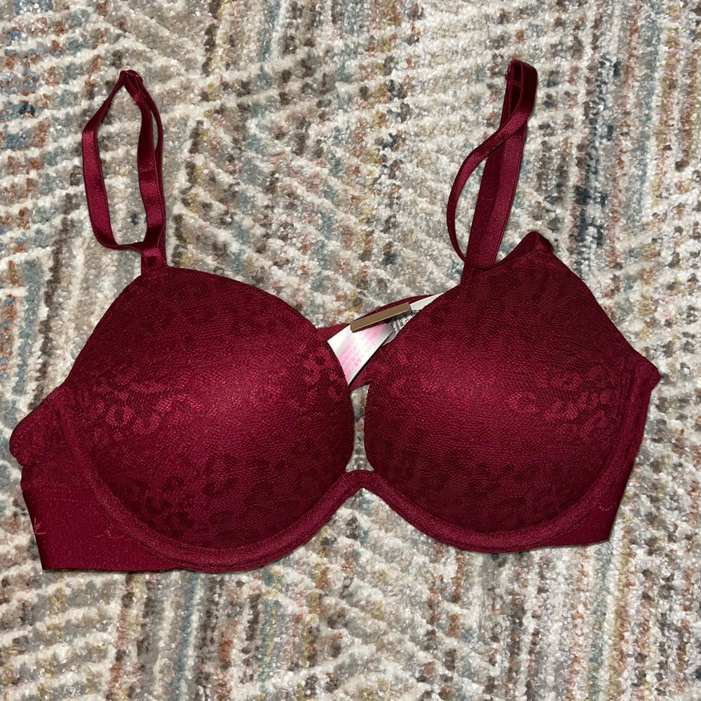 NWT VS Bra